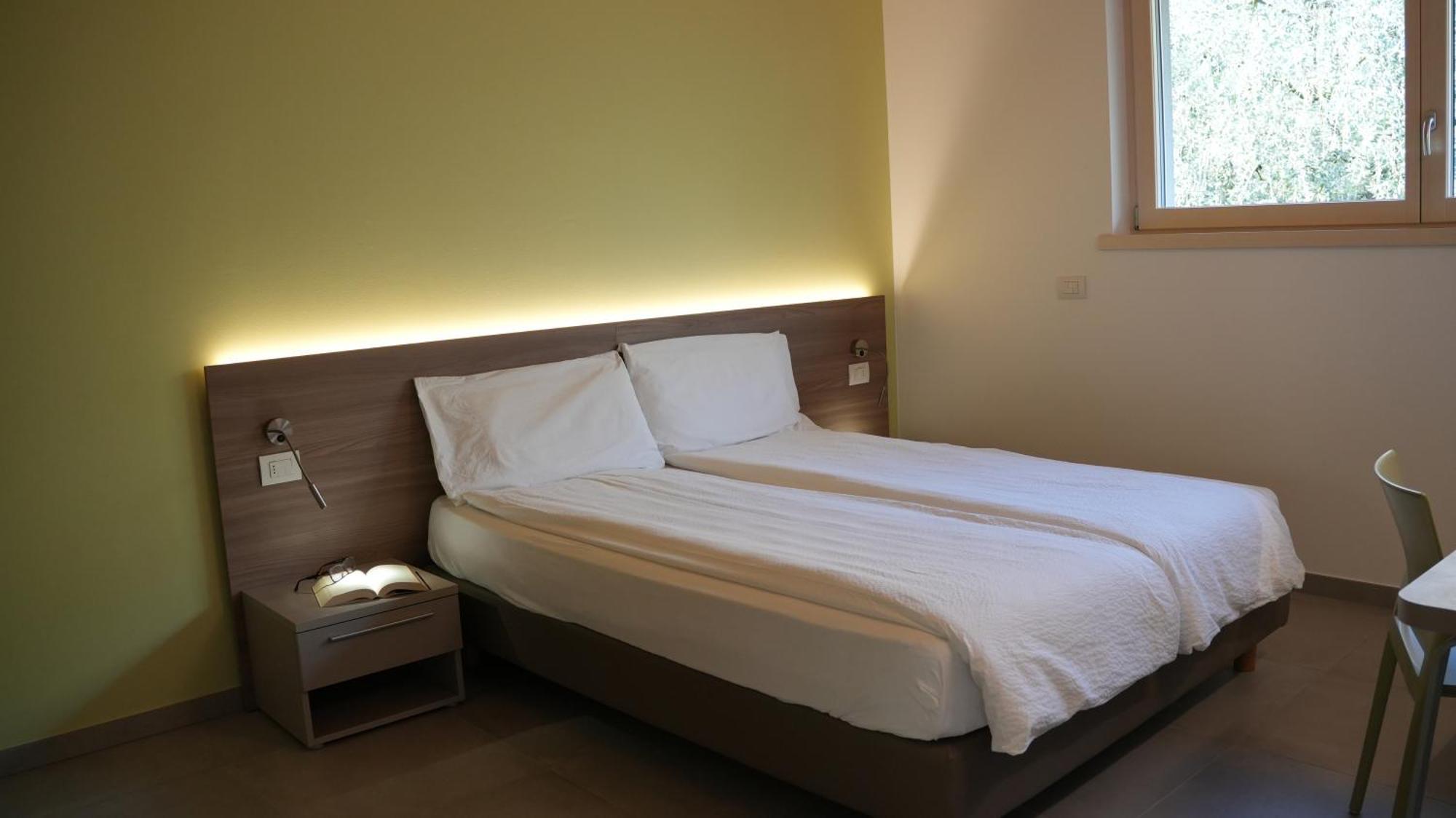 Casa Maria Apartments Riva del Garda Habitación foto